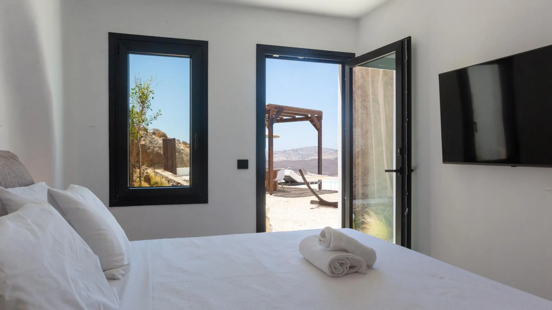 Hom Mykonos - Seaview Villa With Private Pool Mykonos Town Greece